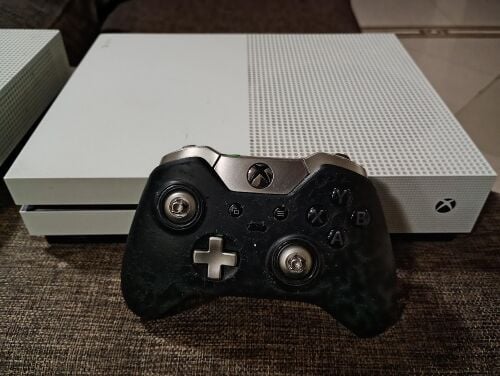 Xbox one s 500 GB for sale