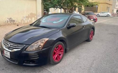 nissan altima coupe 2013 very clean