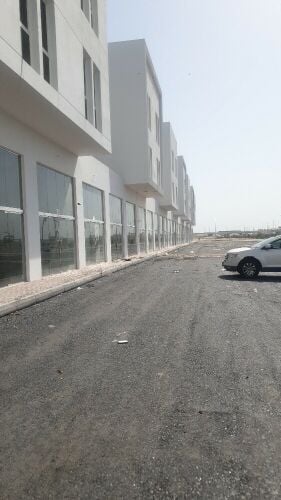 للايجار محلات تجاريه جميع الانشطه