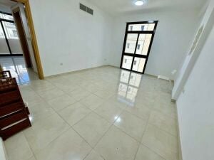 SPACIOUS 1BHK SF WITH BALCONY