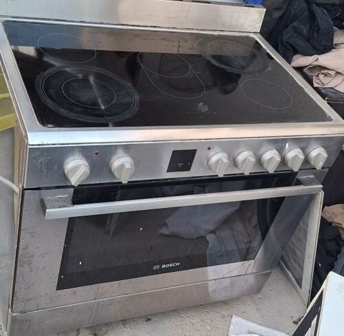 Bosch5Burner Electric Cooker & Oven