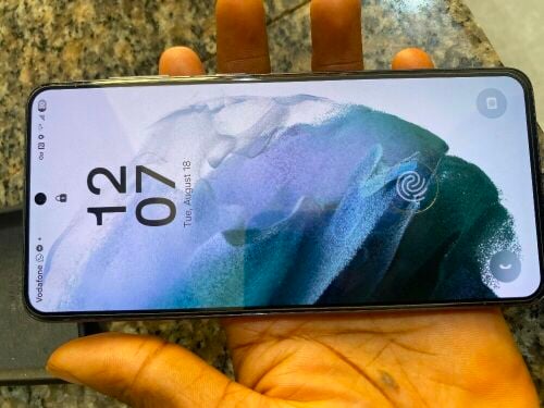 SAMSUNG GALAXY S21
