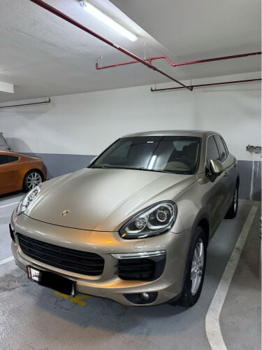 (Urgent Sale!) Porsche Cayenne 2016