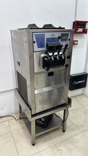 Ice cream machine