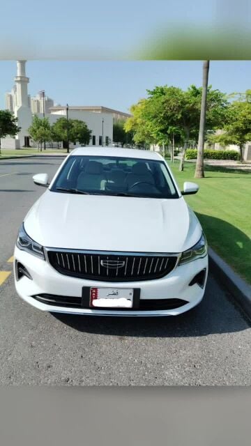 Geely Emgrand 2024