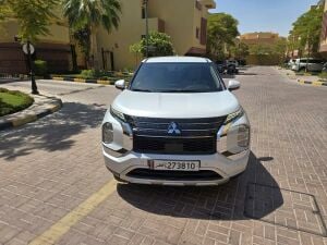 Mitsubishi Outlander 2023  2.5L 4x4