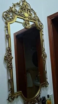 طاوله و مرايا 