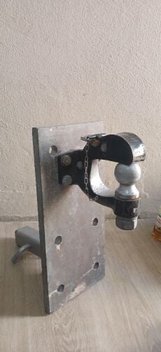 heavy-duty adjustable trailer hitch
