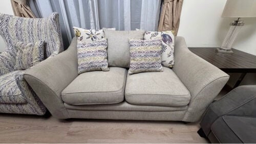 comfy chairs for living room 