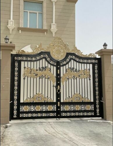 نقوم بجميع الحدادة ترتيب وتركيب ا