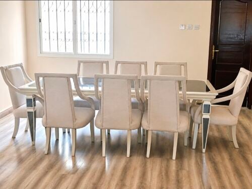Elegant 8-seater dining table