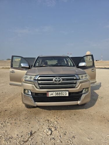 Land Cruiser VXR