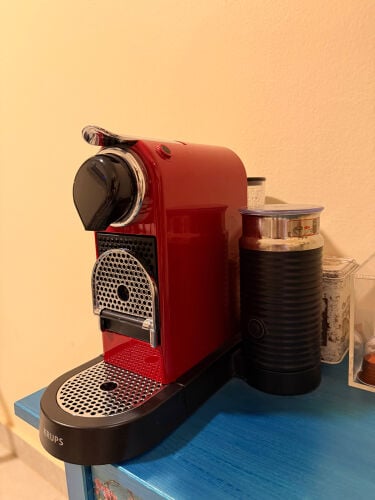 Nespresso coffee machine 