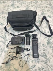 SONY -ZV1 BUNDLE