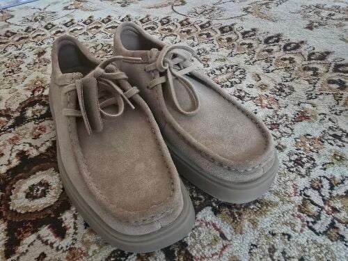 Clarks size 9.5 UK