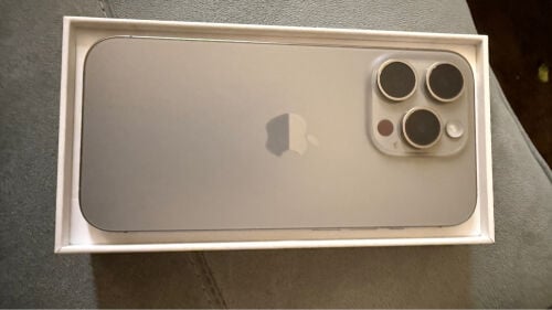 iPhone 15 pro 128GB natural titanum