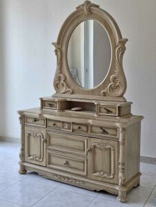 Dressing table for da