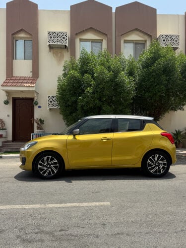 2021 LOW KM FULL OPTION FOR SALE