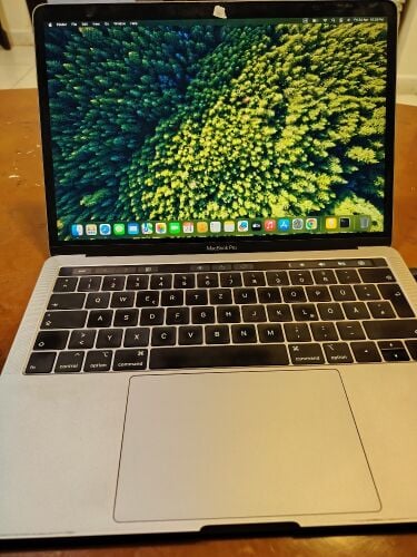 MACBOOK PRO