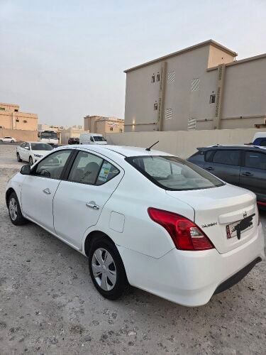 NISSAN SUNNY 2019