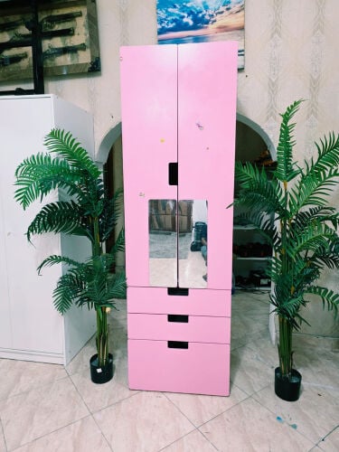 2 door cabinet 