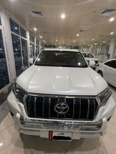 TOYOTA PRADO V6