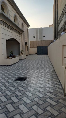 للايجار فيلا كبيره بالغرافه