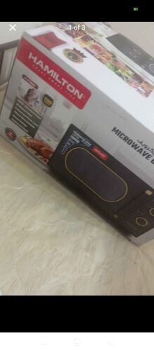 MICROWAVE OVEN