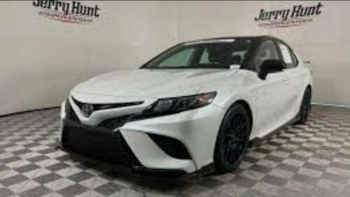 Camry on monthly basis rent 1200 qa