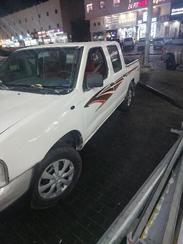 Car for sale Nissan pickup