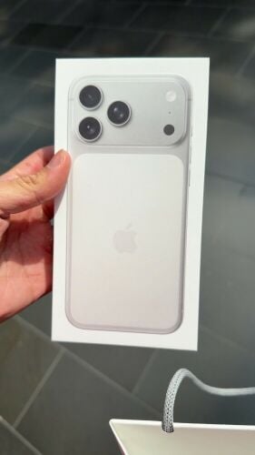 Iphone 17 pro 256gb new
