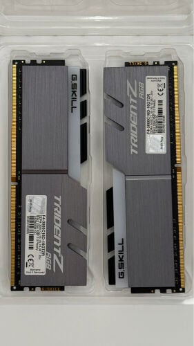  SDD DDR4 G.SKILL Trident Z 16GB 