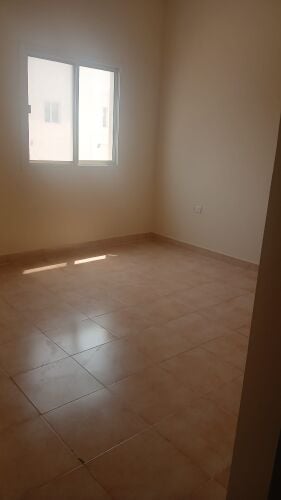 شقق سكنيه ضمن مجمع بالصناعيه