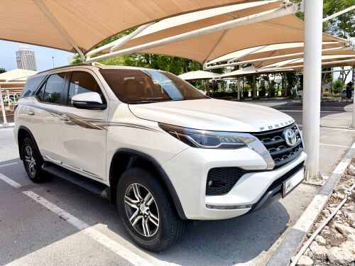 Sale : Toyota Fortuner V6 2021