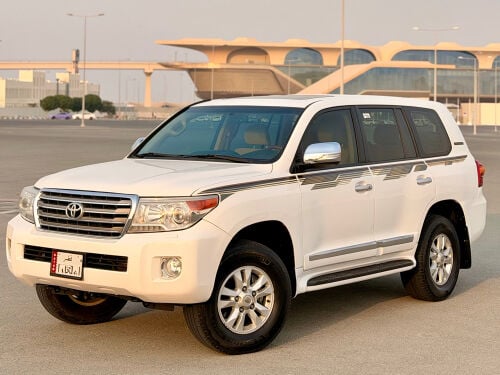 Toyota Land Cruiser GXR V8