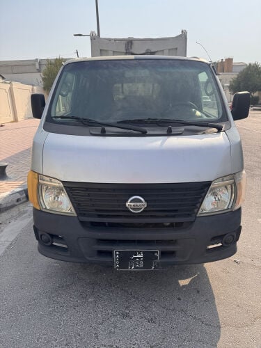 Nissan Uruvan 2013