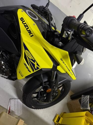 Suzuki V-Strom 250 – Excellent Cond
