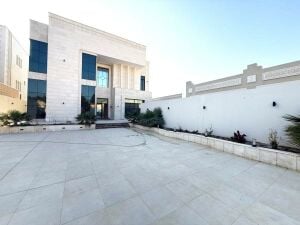 ULTRA-LUXURY VILLA+LIFT-AL KHEESA