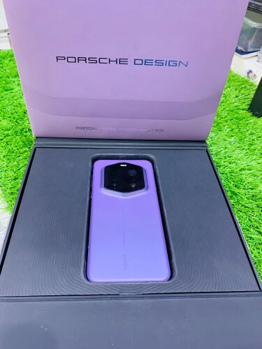 Porsche Design Honor Magic 7 RSR