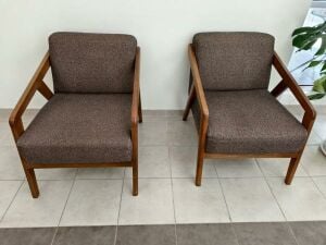 WOODEN ARM CHAIR
