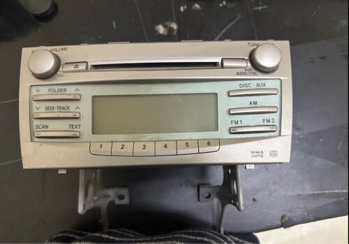 Toyota camry radio