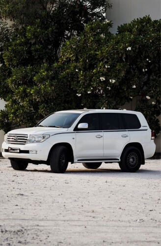 Toyota Land Cruiser VXR V8 