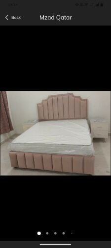 Complete bedroom set, bed, mattress