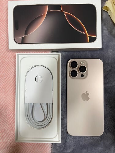 ايفون 16 بروماكس 256 بطارية 93 
