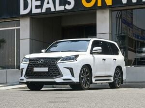 Lexus LX 570 S Black Edition 2019