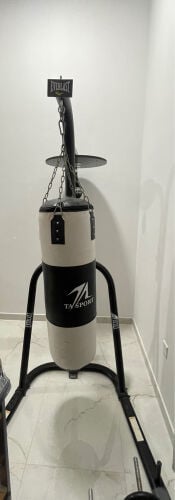 boxing stand