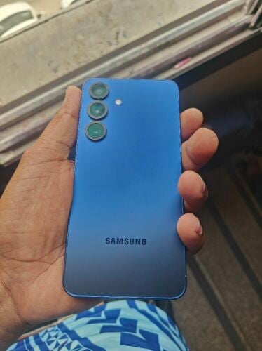 Samsung S25