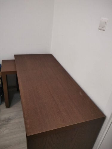 سرير تسريحه و كبت و طاوله او مكتب