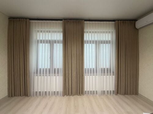 Curtain sofa make and Upholstery