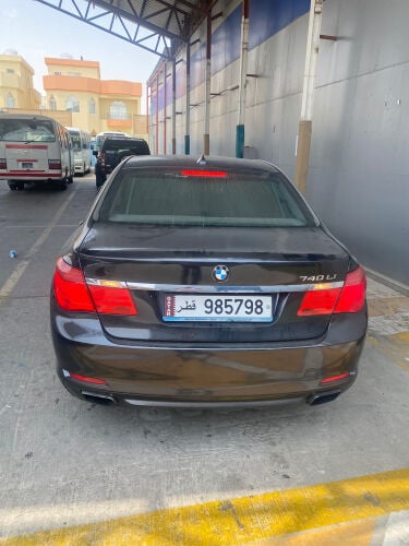 بي ام دبليو 740 للبيع 